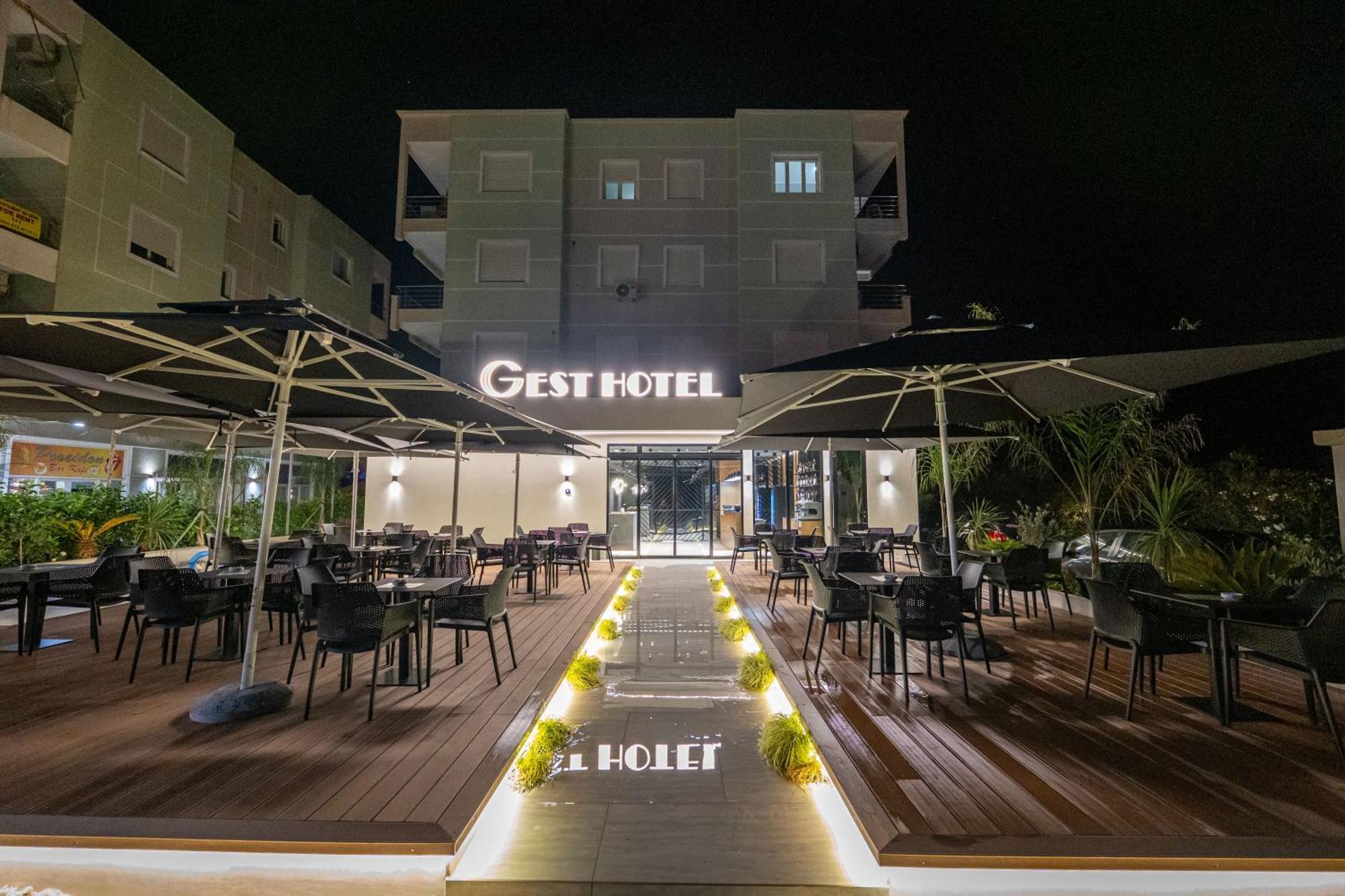 Gest Hotel Radhime Bagian luar foto