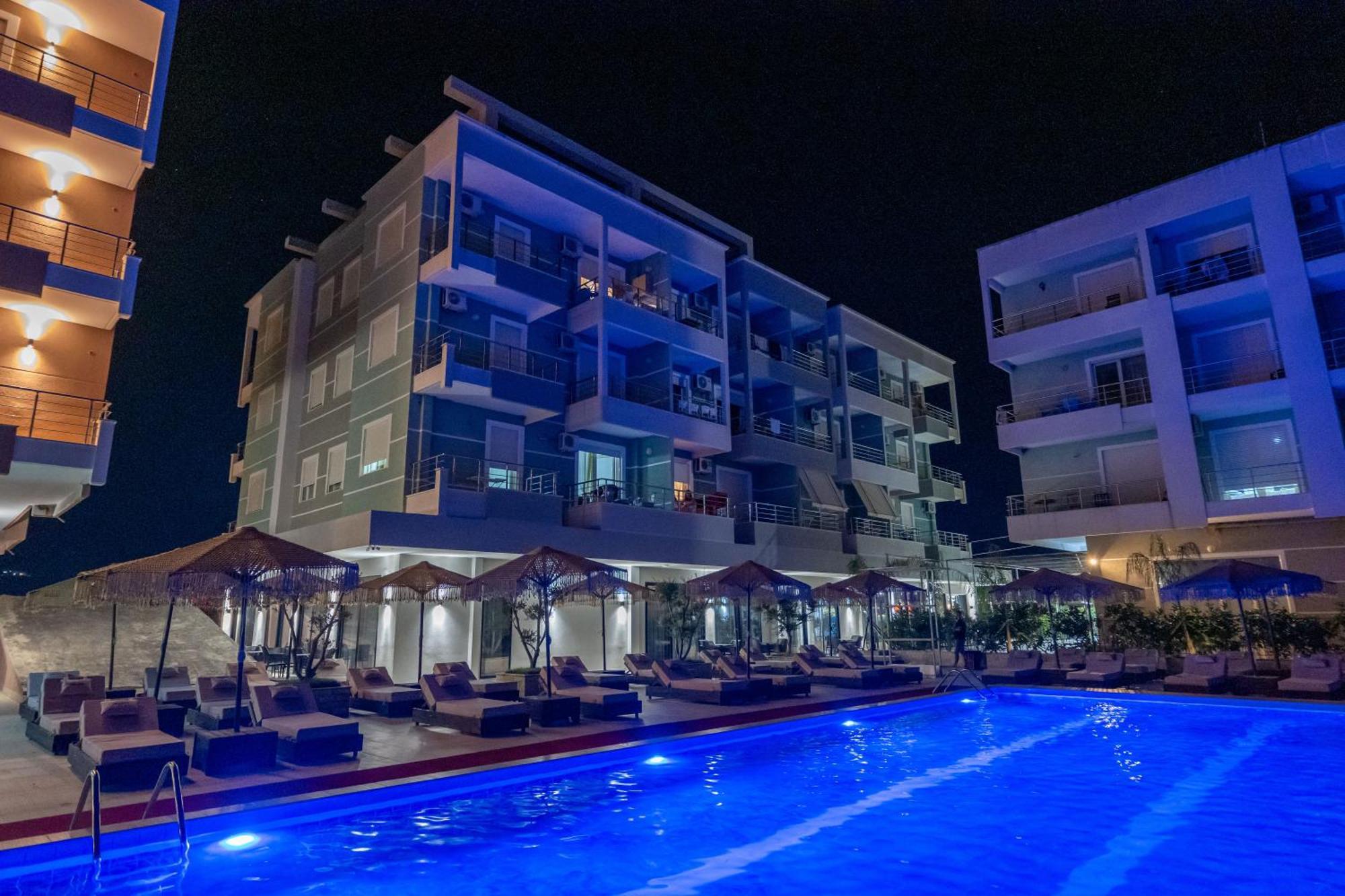 Gest Hotel Radhime Bagian luar foto